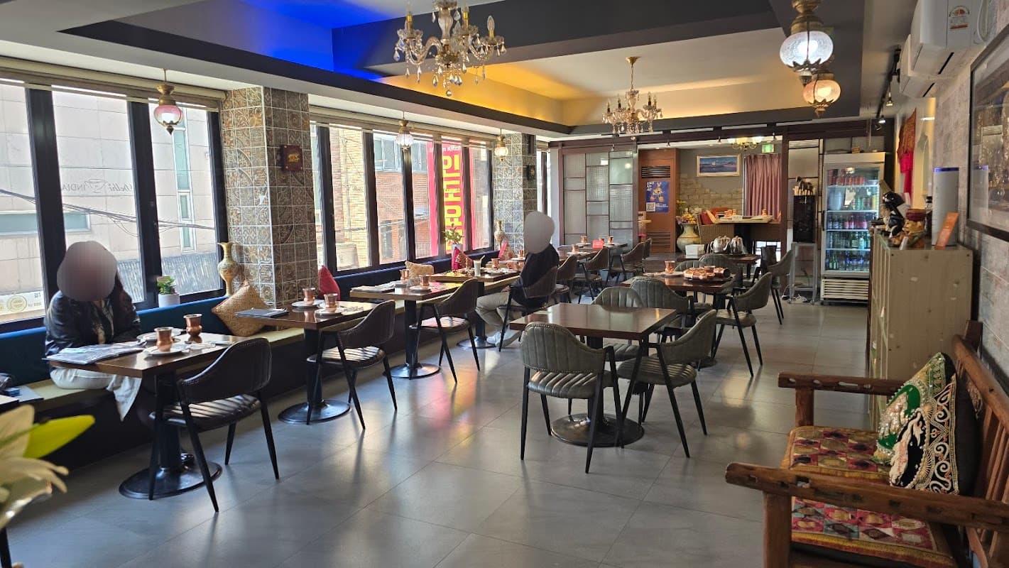 Delhi India (Indian Restaurant & Bar) sub