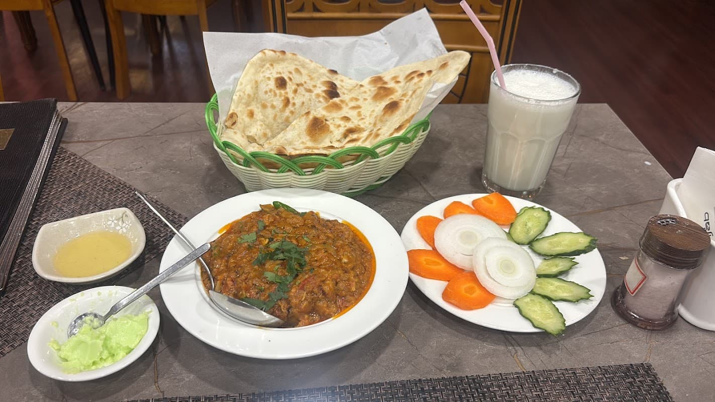 Punjab Changwon Halal Restaurant sub