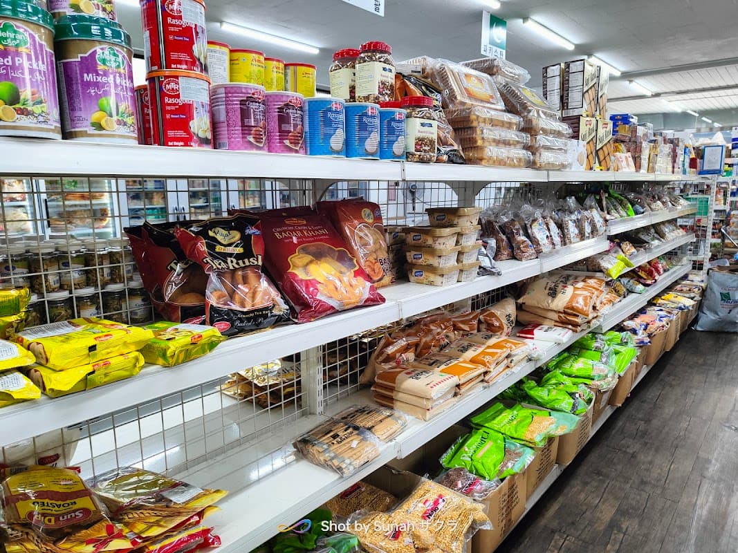 New World Mart and World spice view Halal 뉴월드 마트 & 월드 스파이시 뷰 할라르 sub