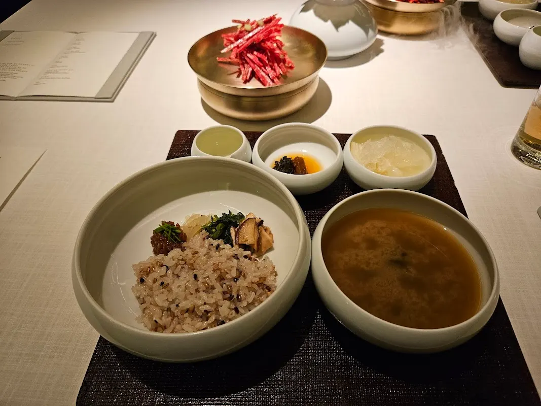 La Yeon sub