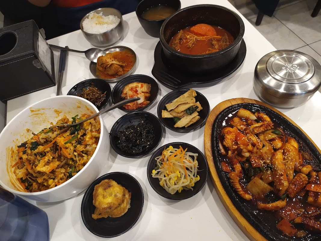 Makan Halal Restaurant sub