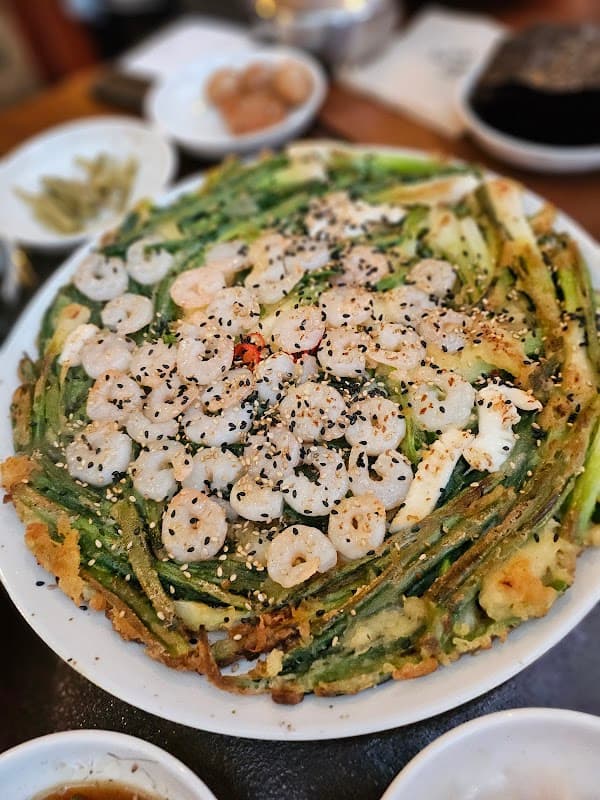 Hyanghwajeong sub