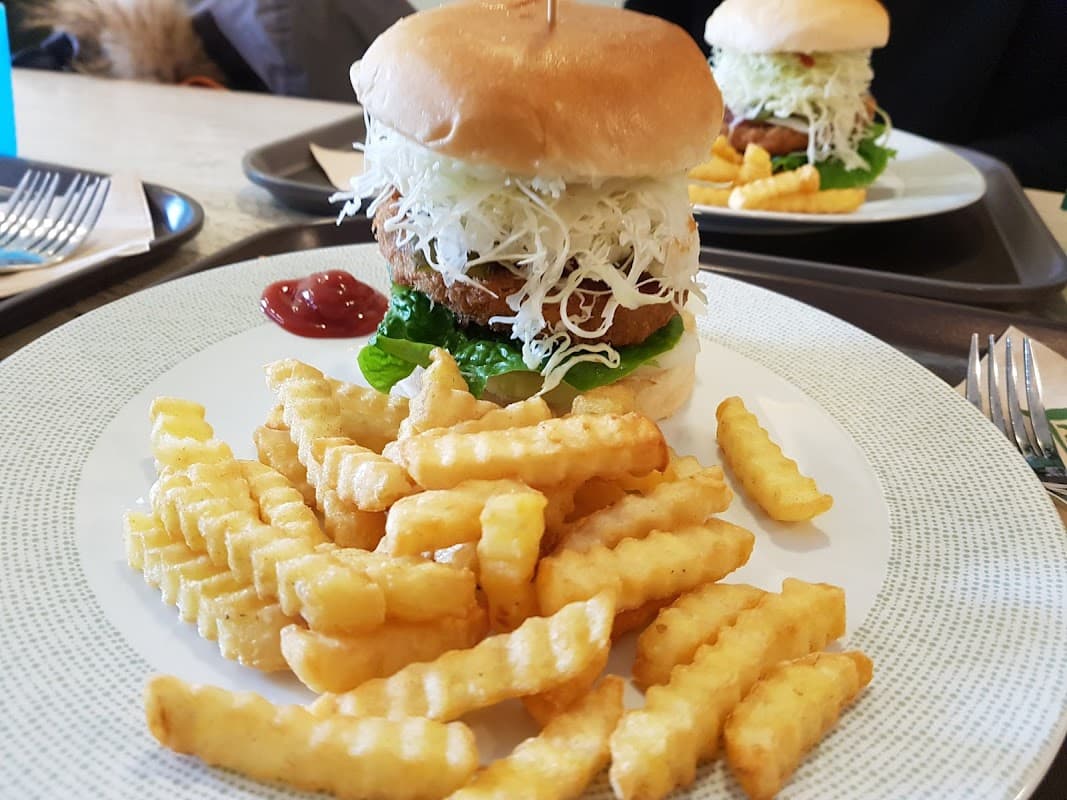 Lovinghut Cafe sub